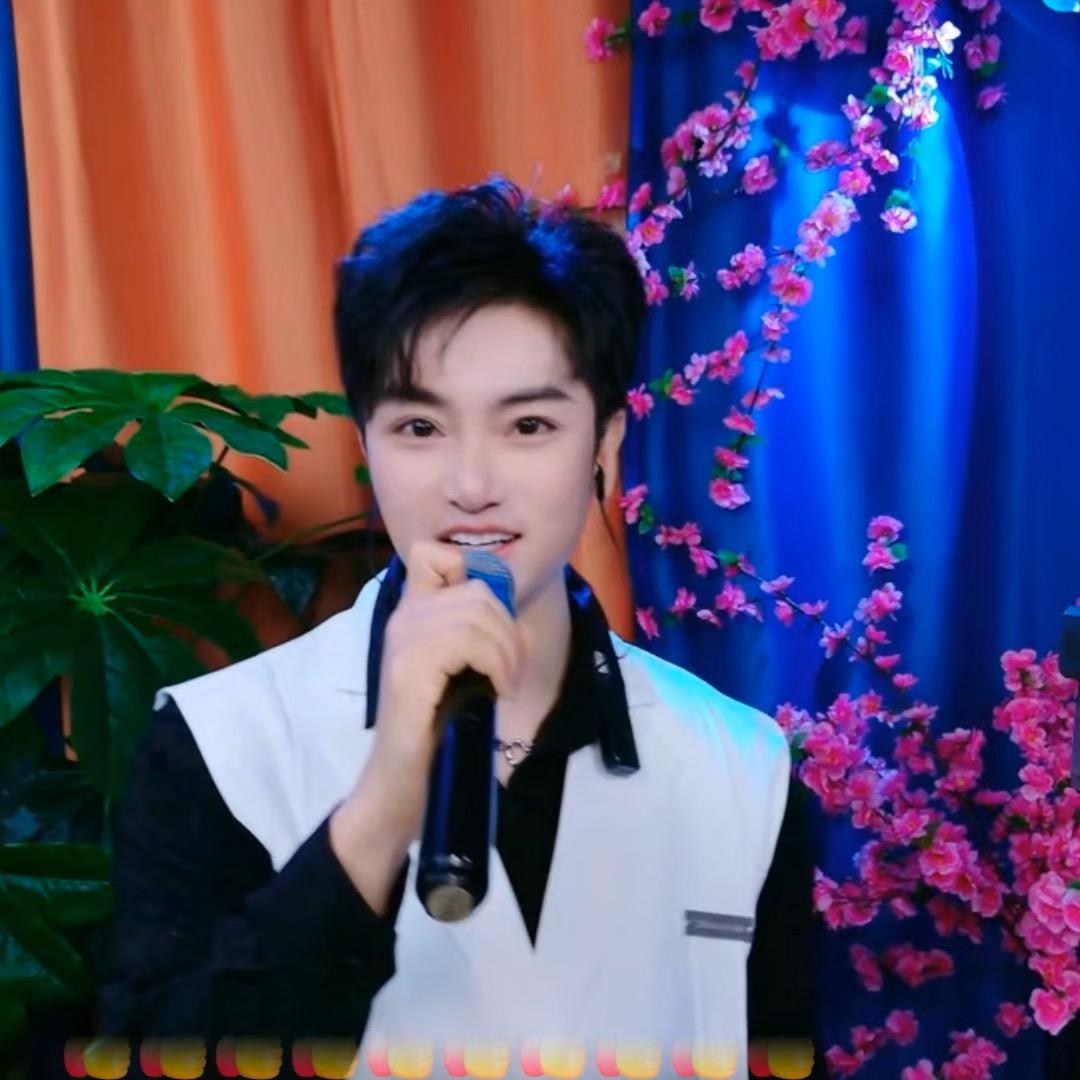 进宝²³⁶🎙️