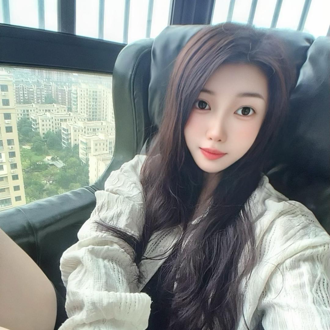 骄傲自满的婧婧呀！头像