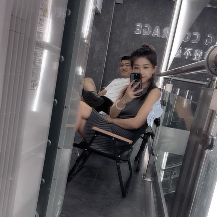 娜
