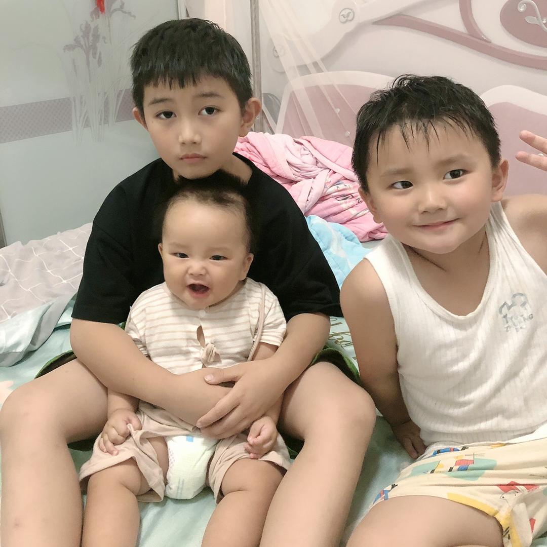郭哥专业室内刮大白做乳胶漆中高档．