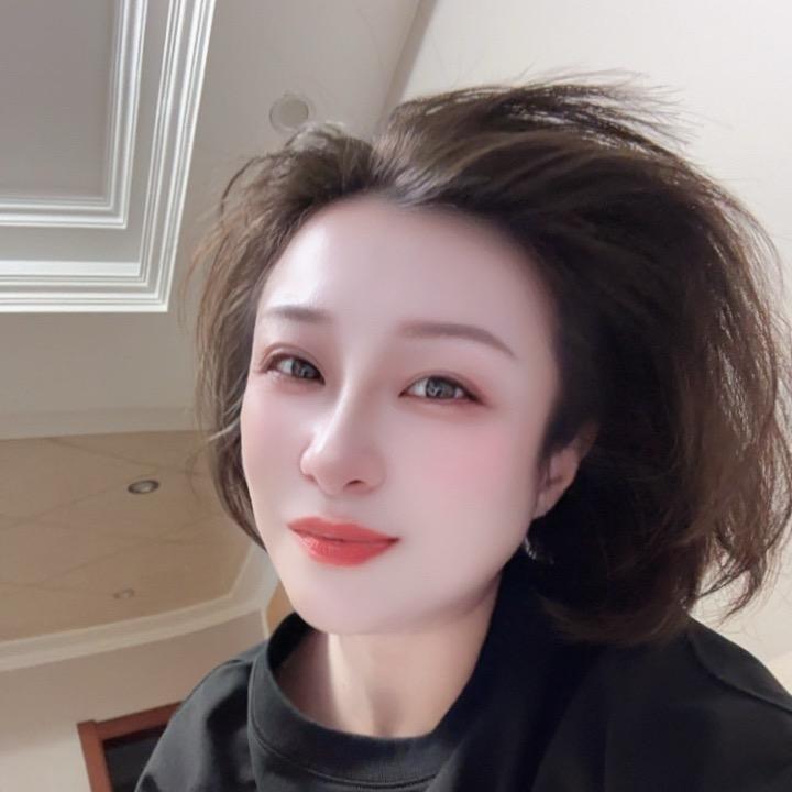海鲜小女人
