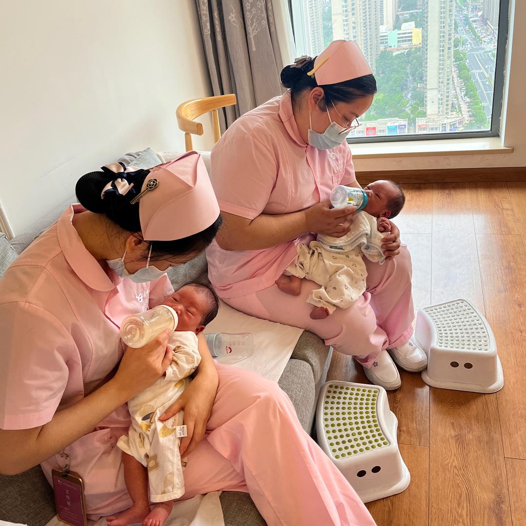 武汉贝多多月子中心～文丽