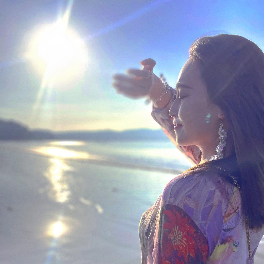 👩🏻‍💼王局