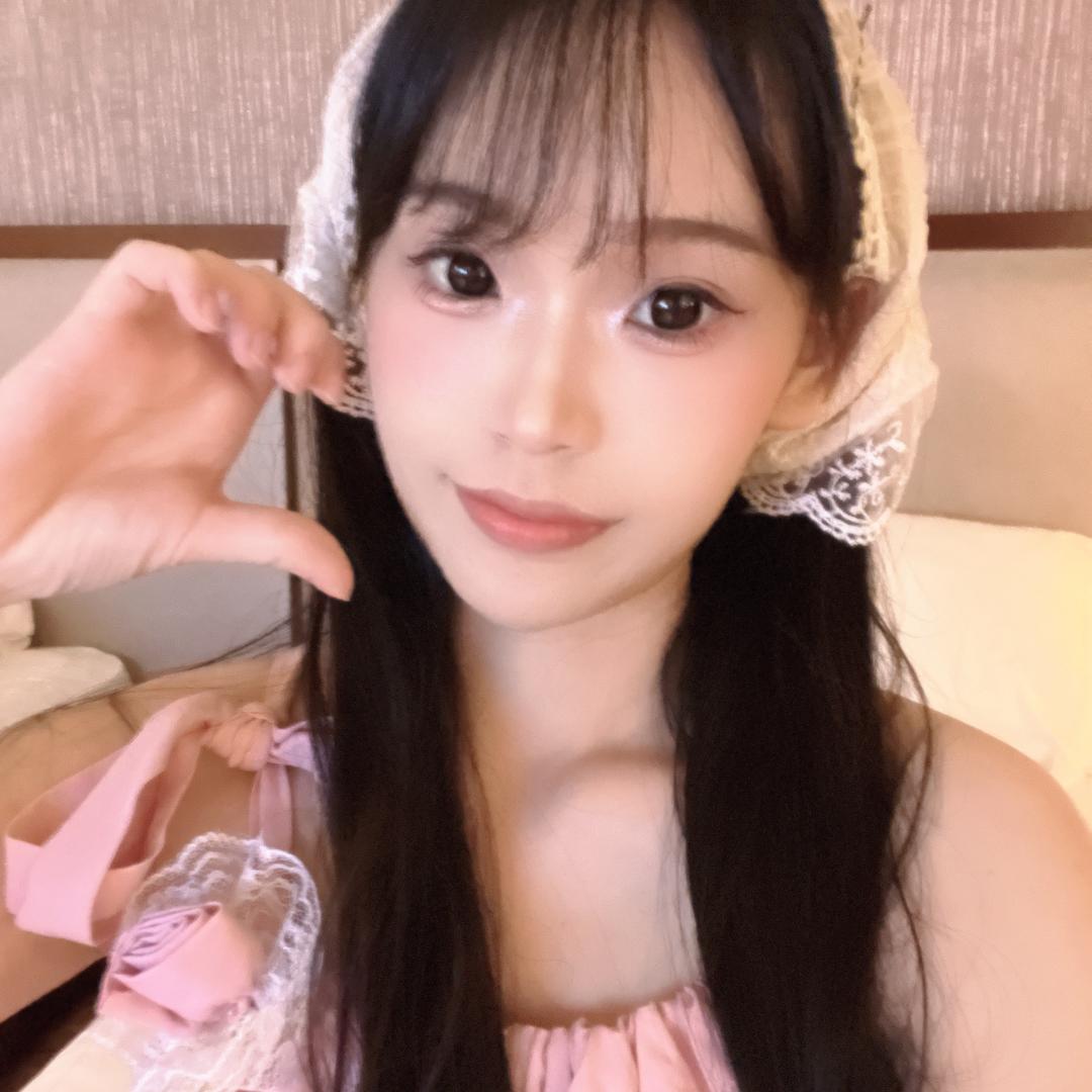 悲伤绝望的追长头像