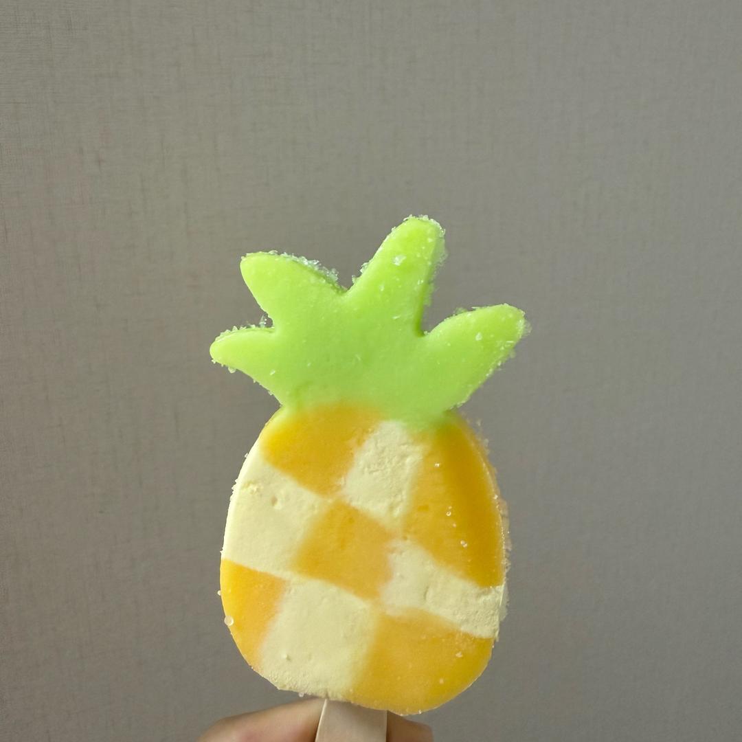 爱吃手的小💕