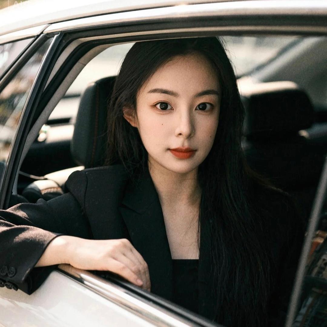 东海卖水晶那女的