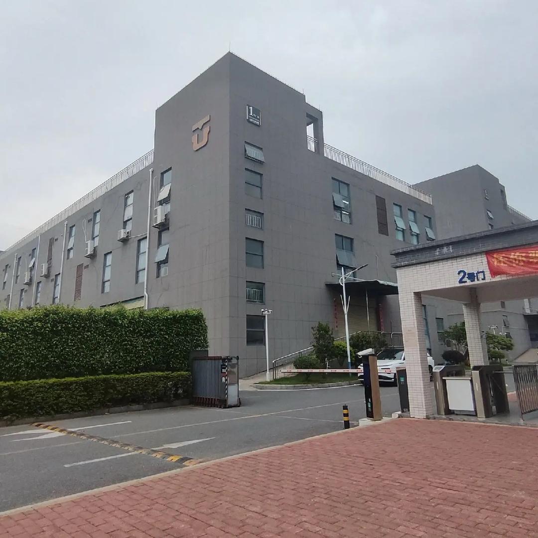 晨浠取暖器直销