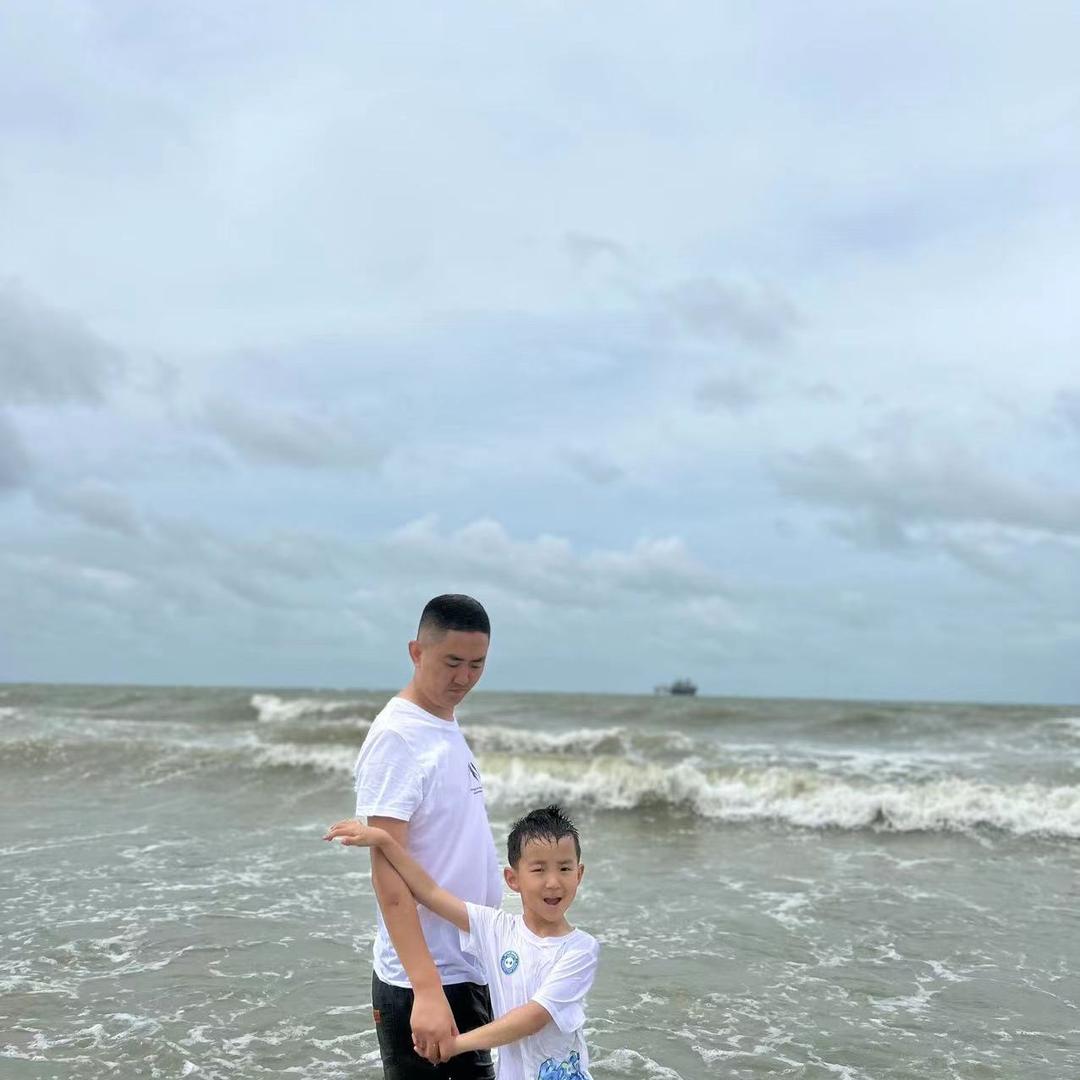 何三娃