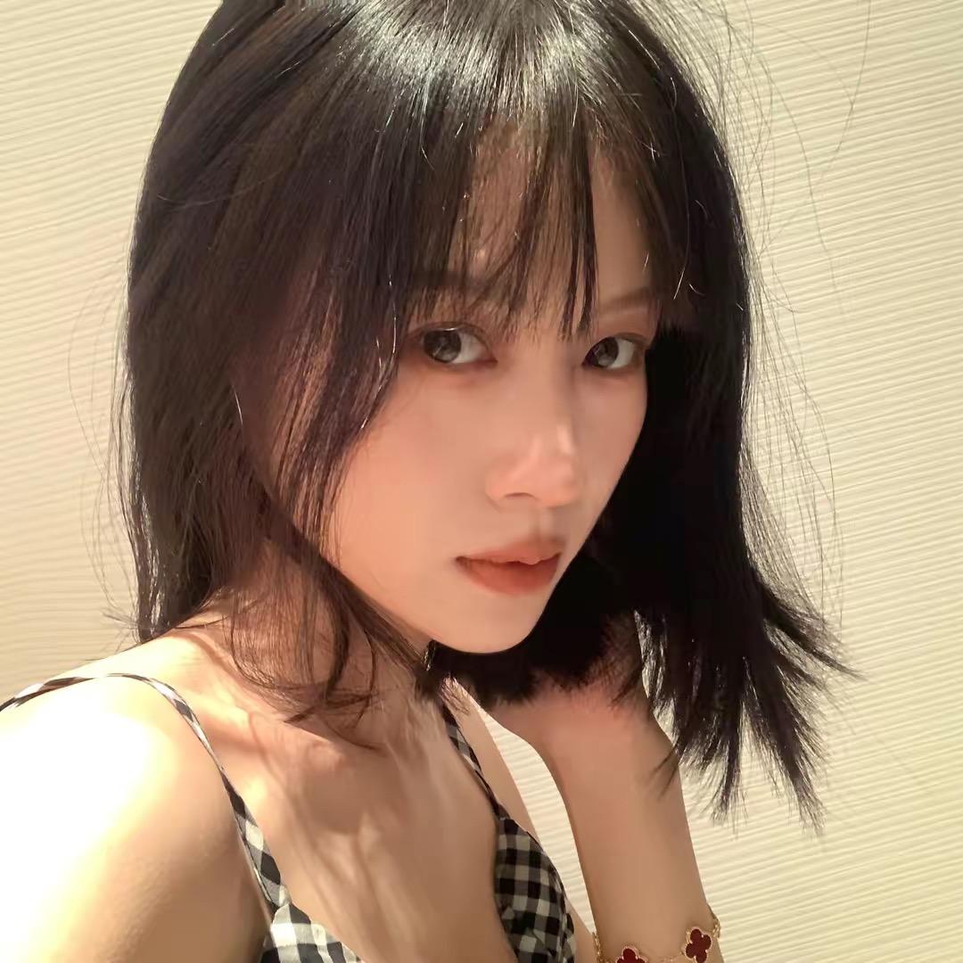 .   张曼玉