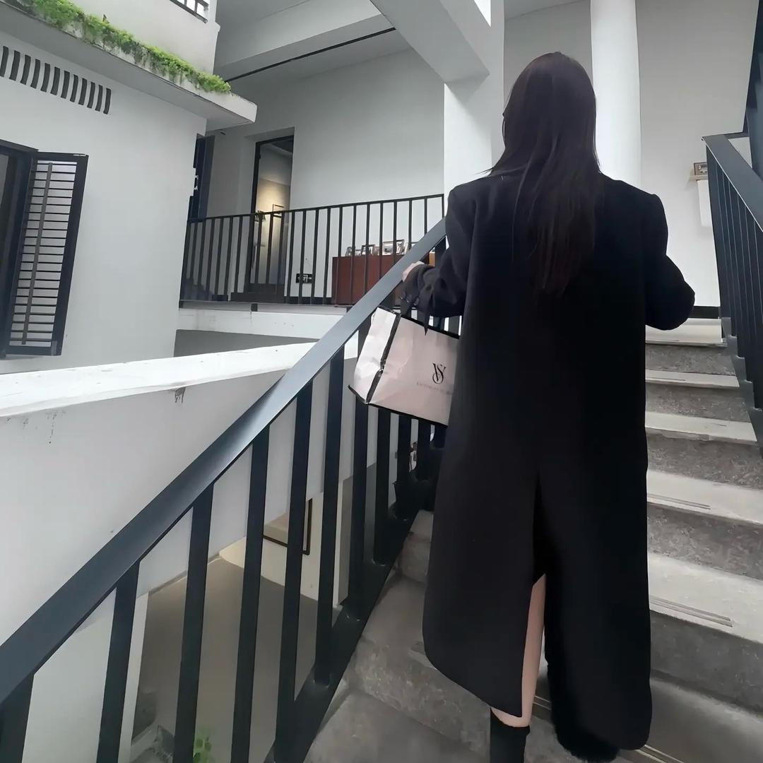 佳佳@