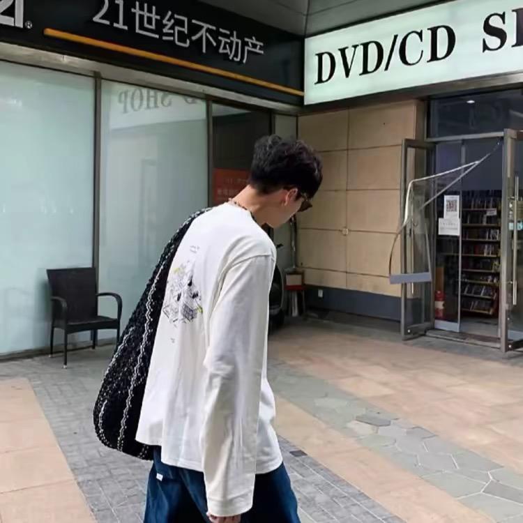 维斯。