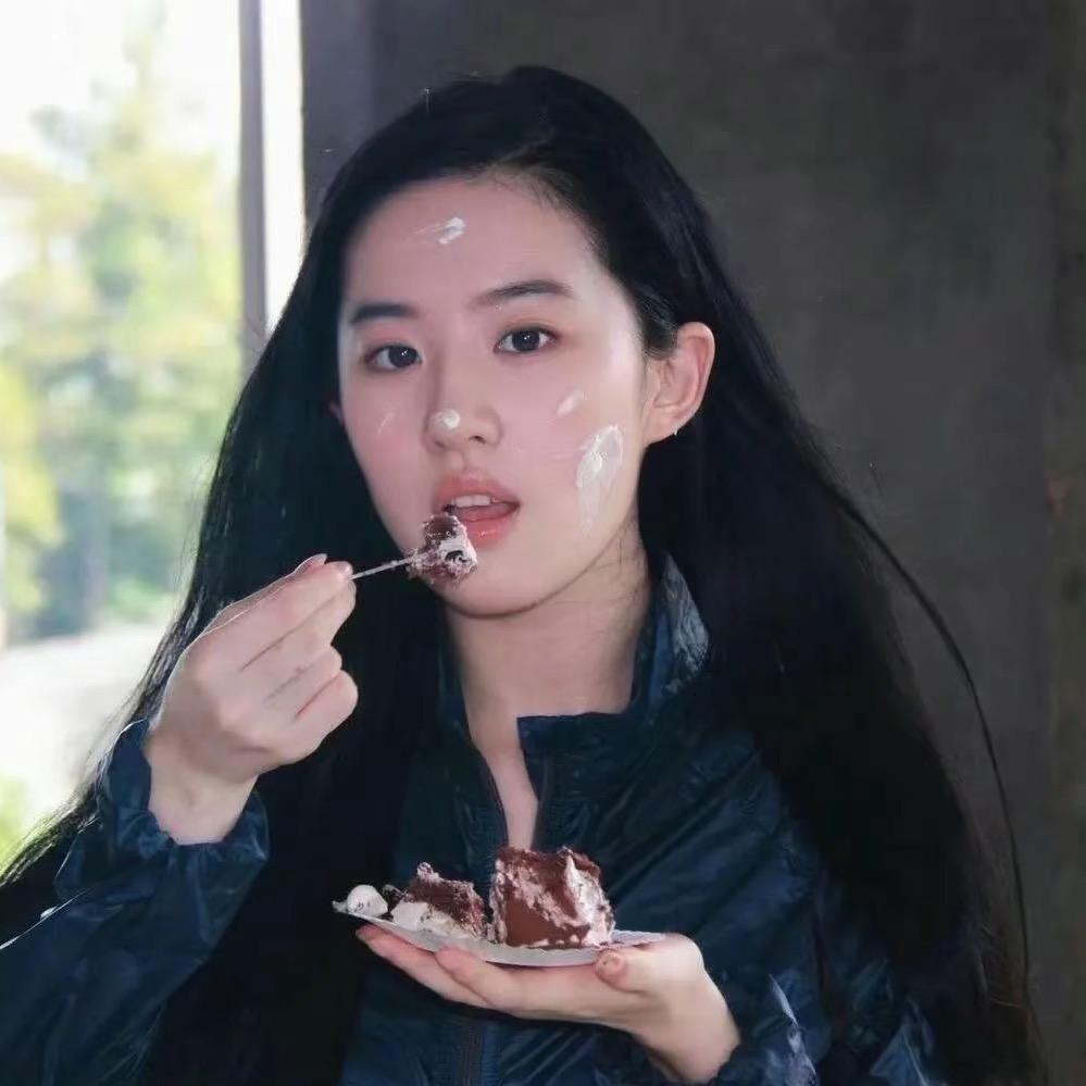 可馨不可爱🍑