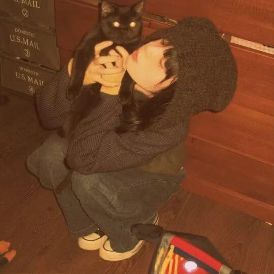 懒洋洋大王💤.