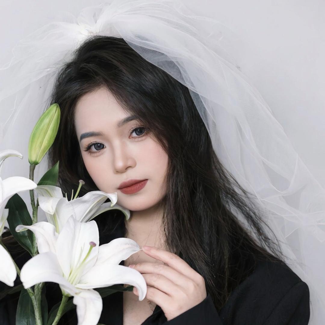 -恩迪 （不脱妆粉底液 减脂🥛）