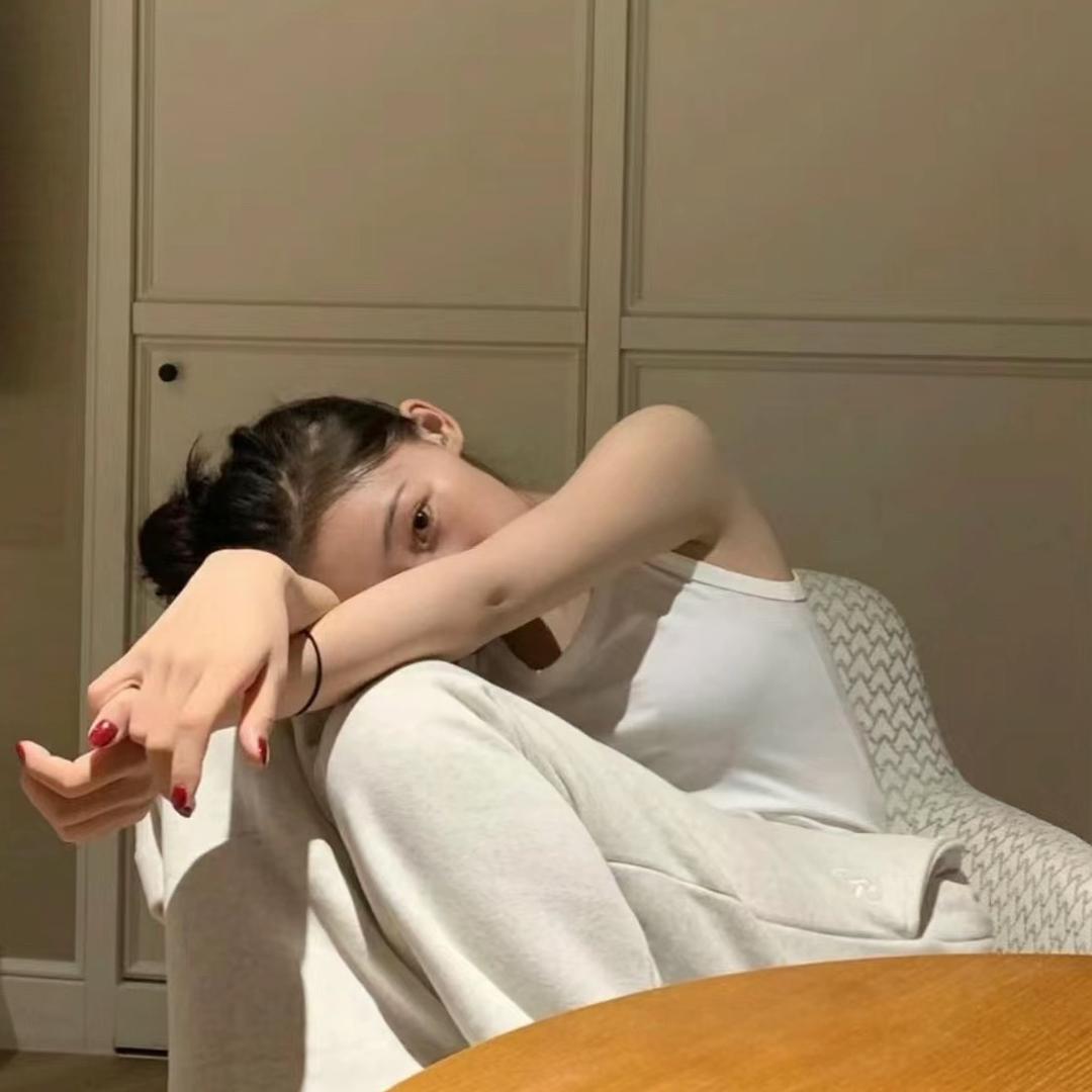不爱吃香菜·
