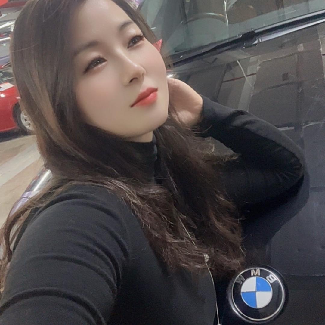 小师妹精品二手车行