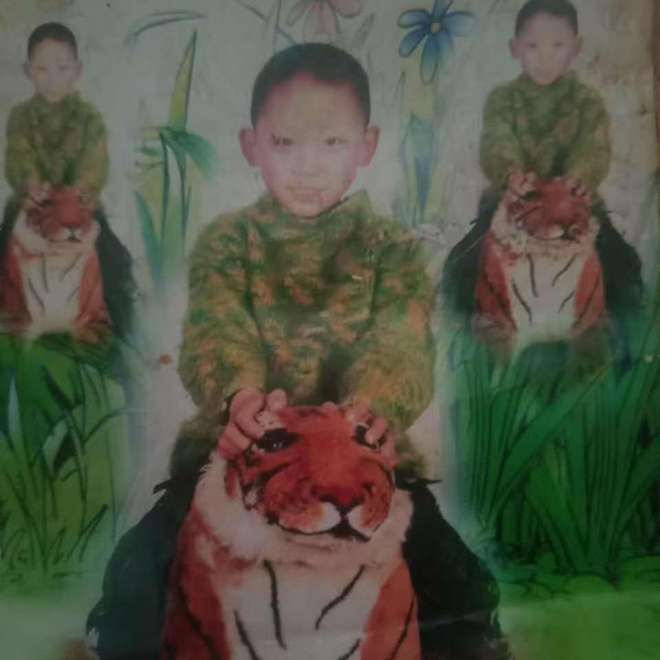 小尹