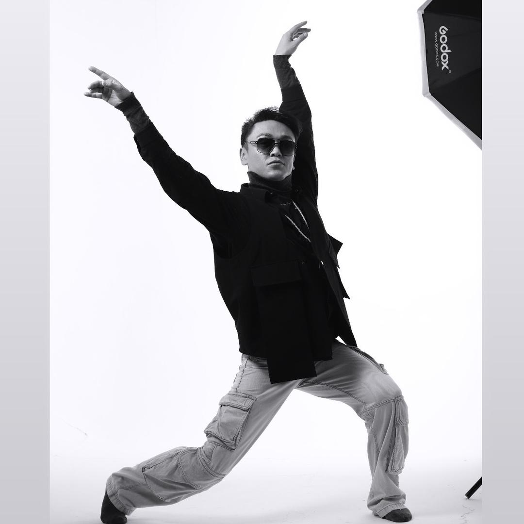 叶尔努尔_舞