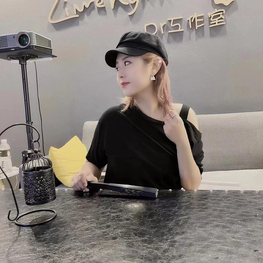 LiLi 高品质穿戴甲工厂