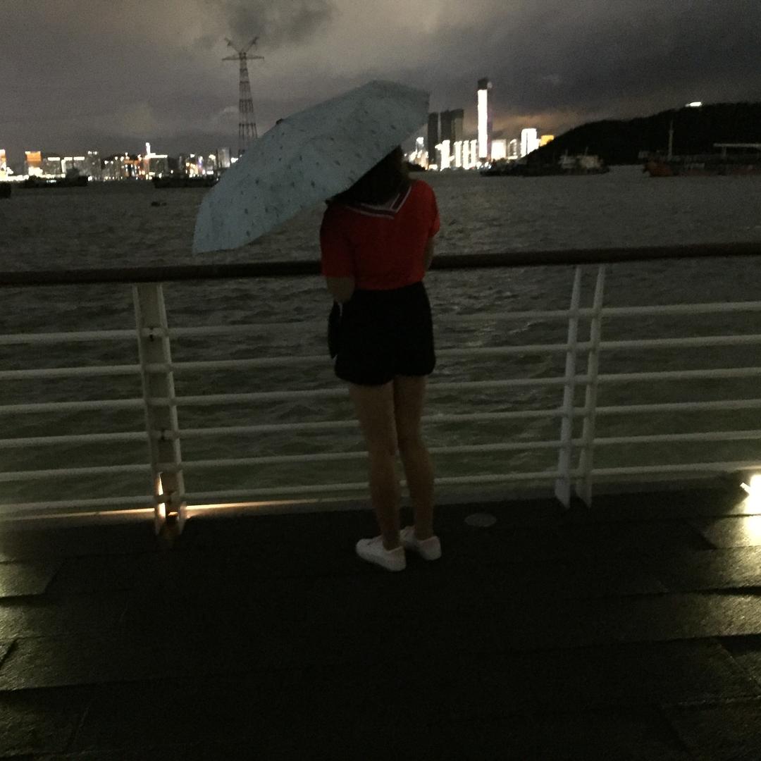 易小姐想你