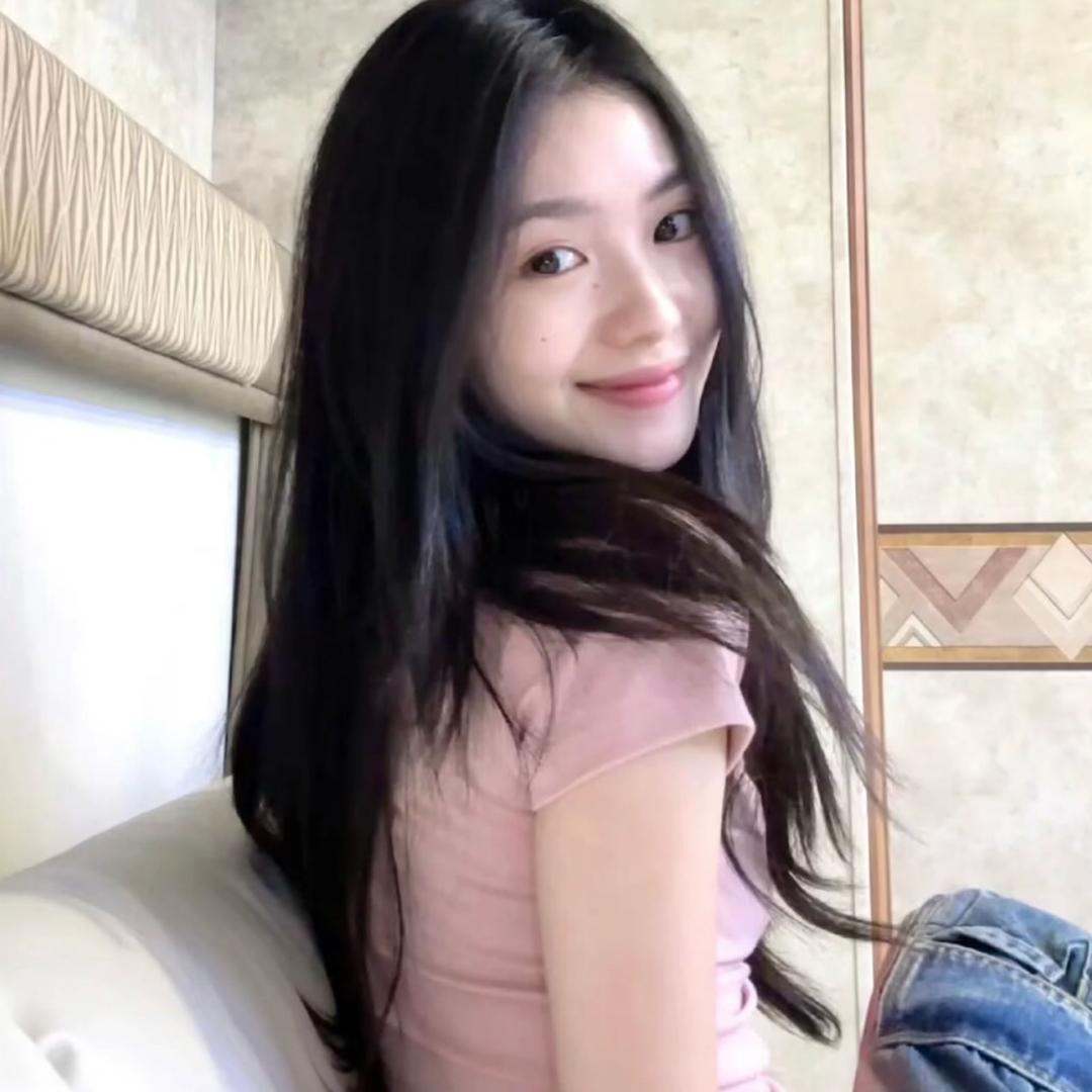 诗诗-