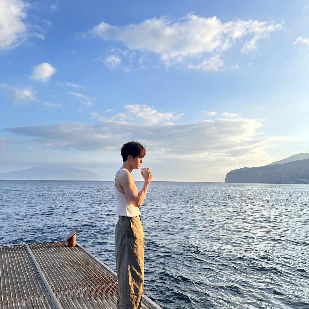 樱桃小毒丸子ʚ🐷ɞ