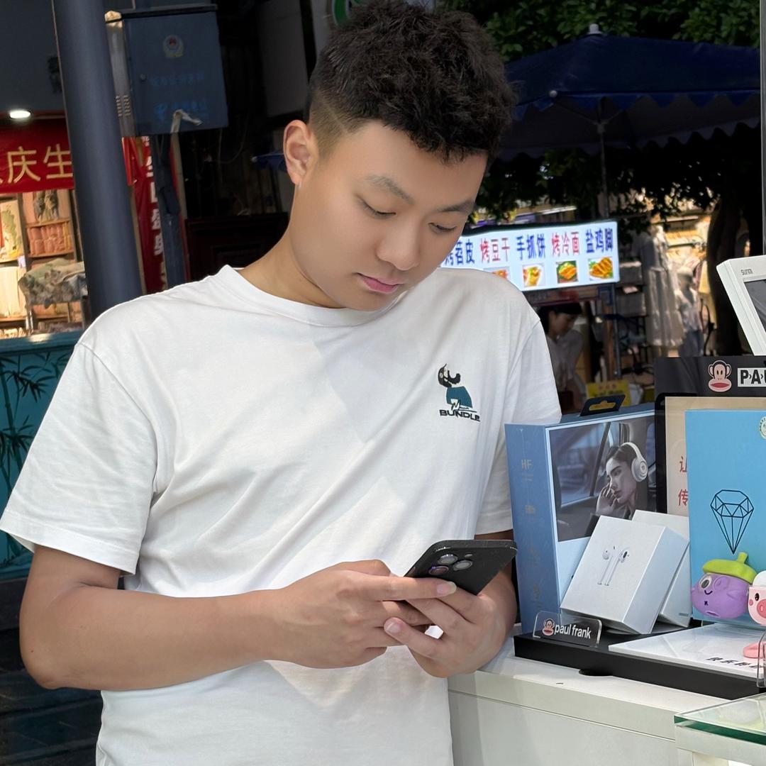 膜华师眉山六店-贴膜小旷