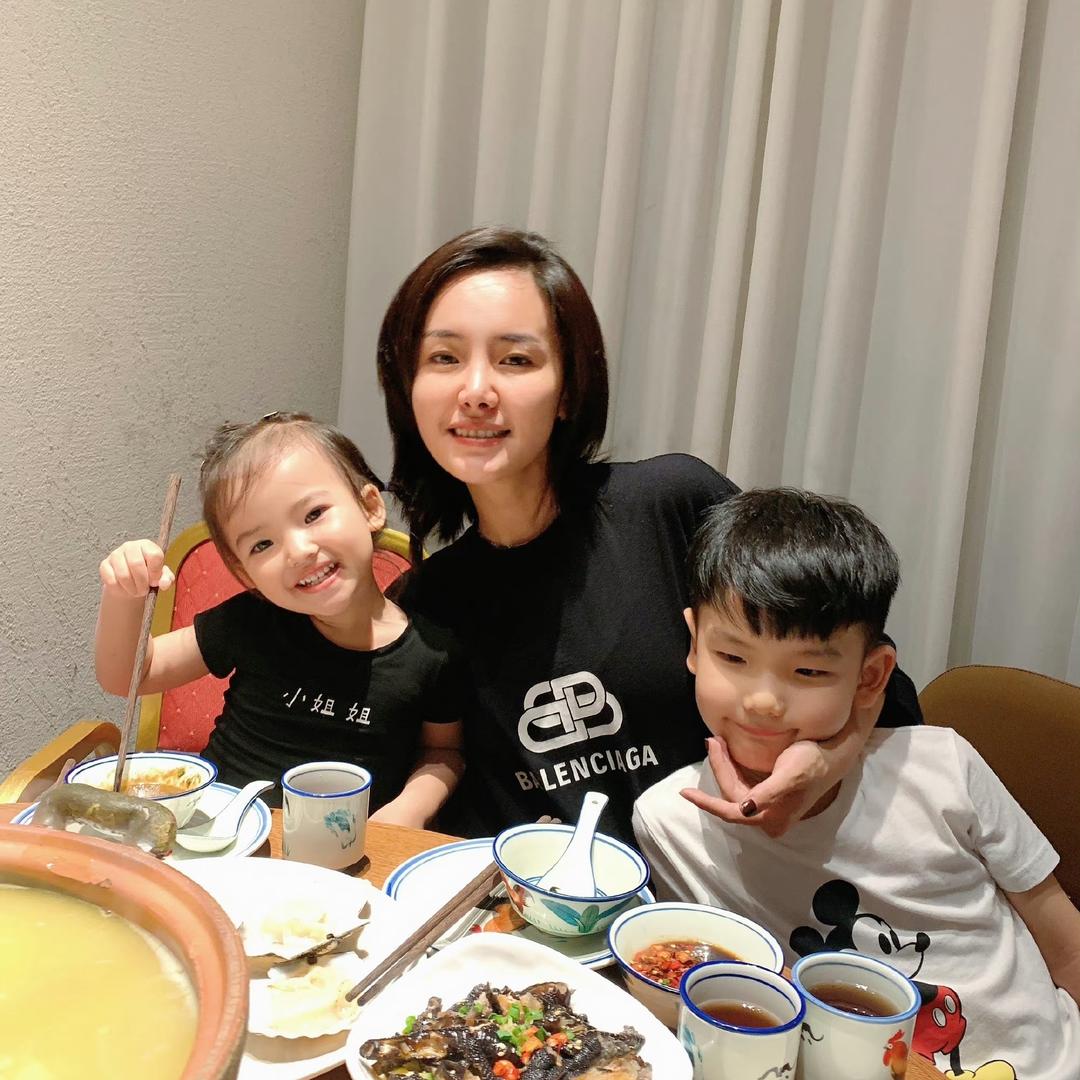 辰辰妈童装(亲子装)