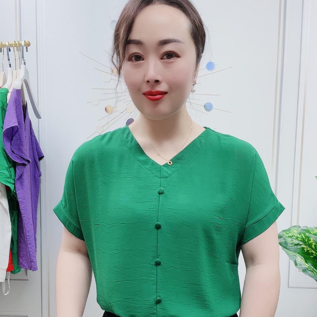 @伶利服饰商行