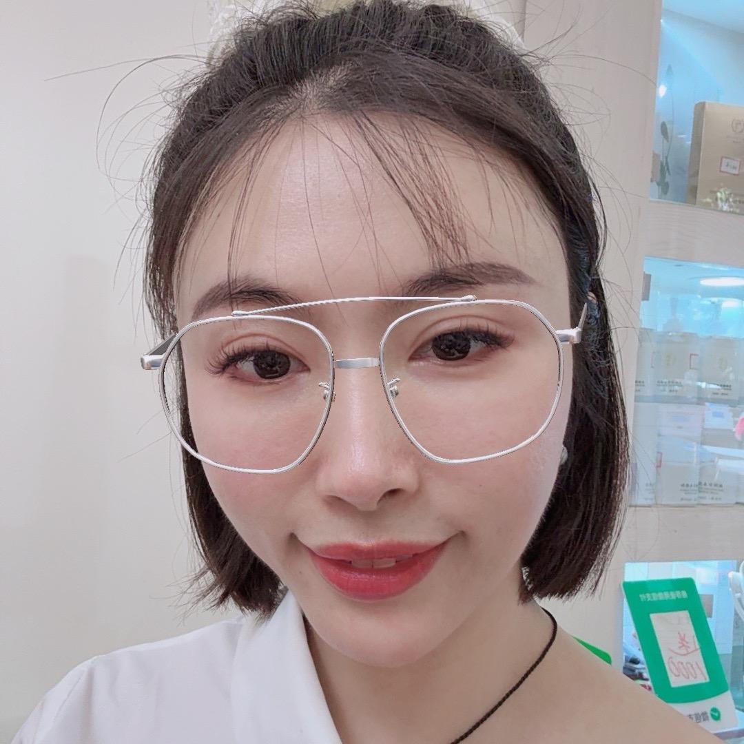 小小素颜肌