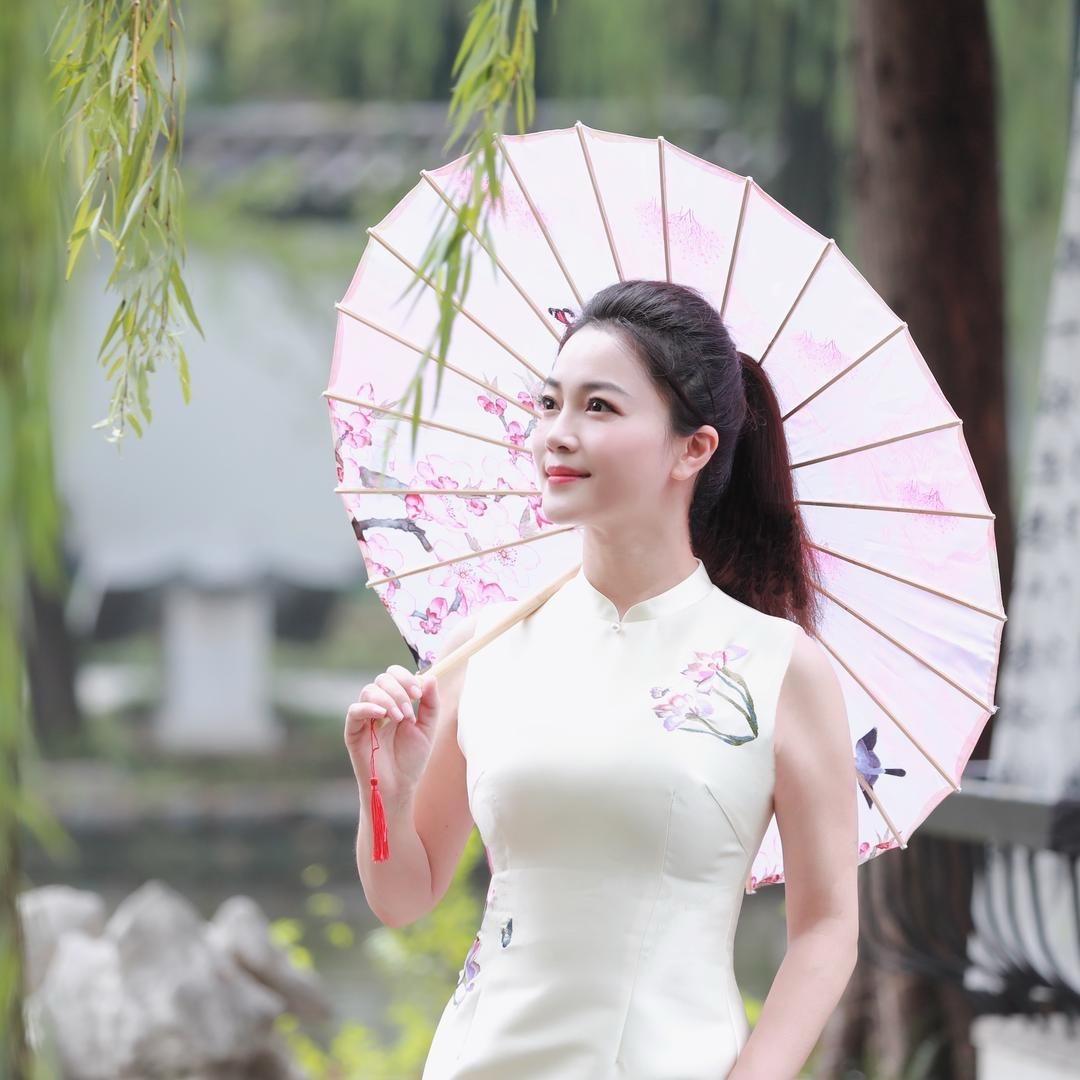 胡小青🎙️