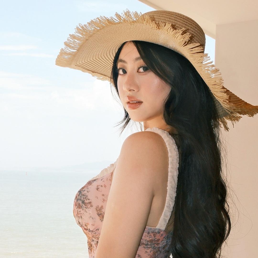 呆呆YE