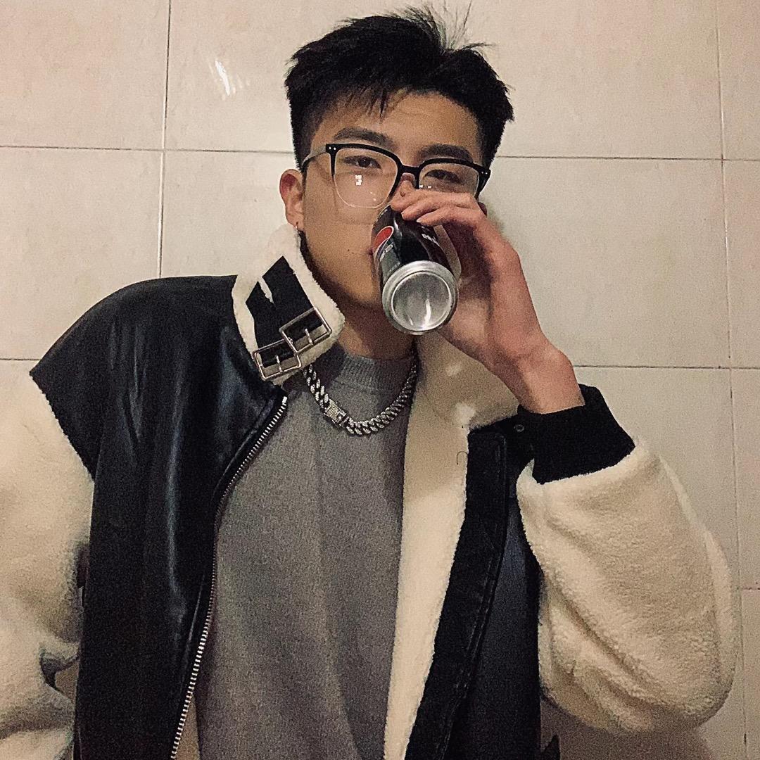 半个胖子