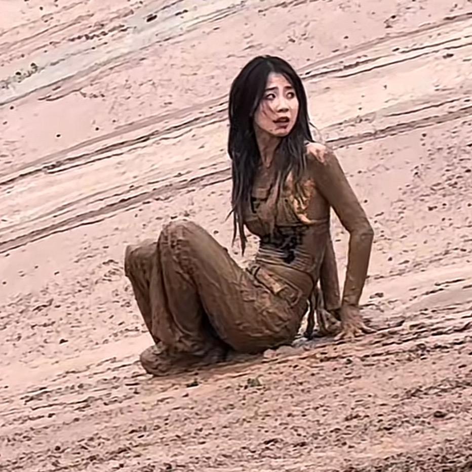 泥美人婷婷