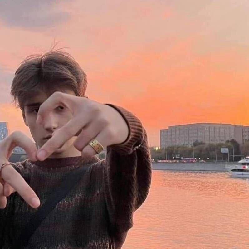 🈚️烦恼的小旭