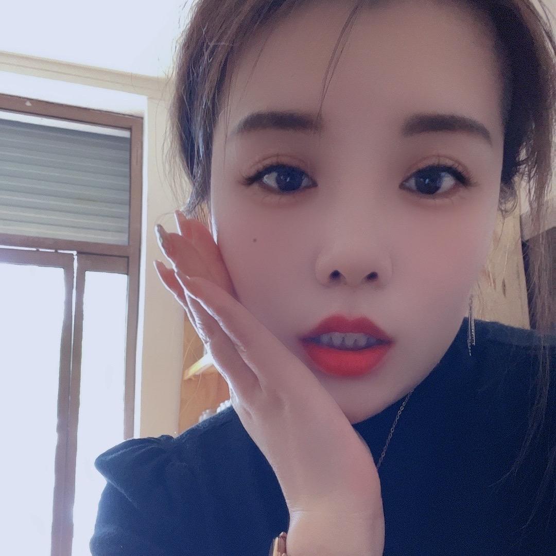 拼命的笑🌻