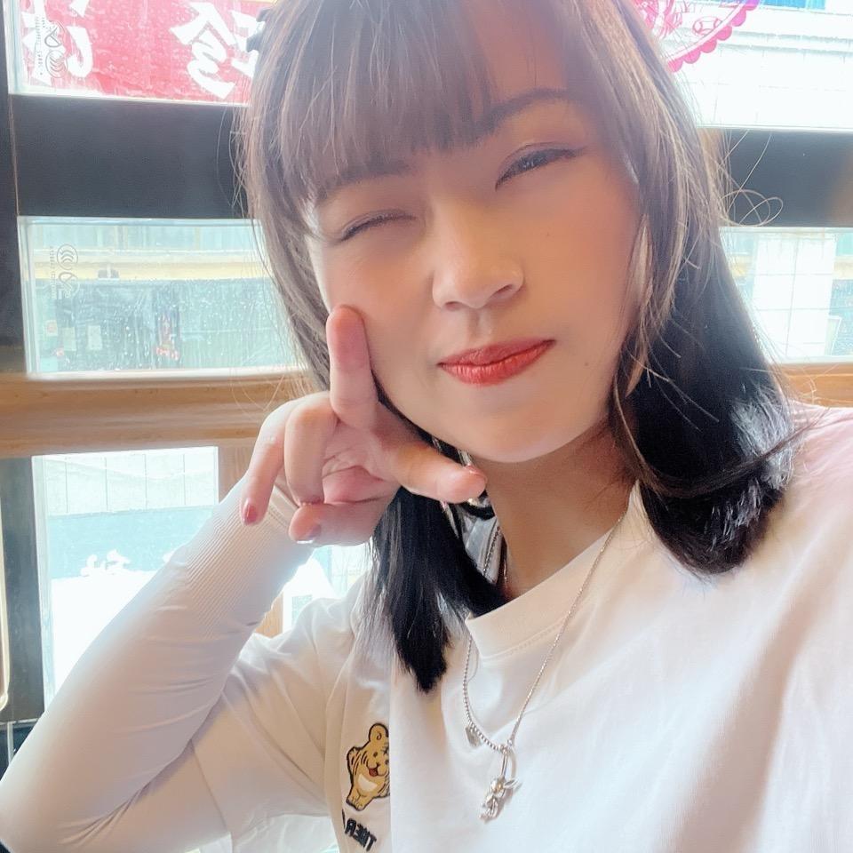 缪小小