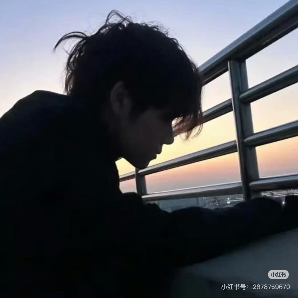 辉