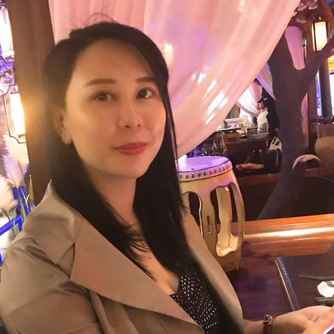 牛马甜姐在景洪有个餐厅