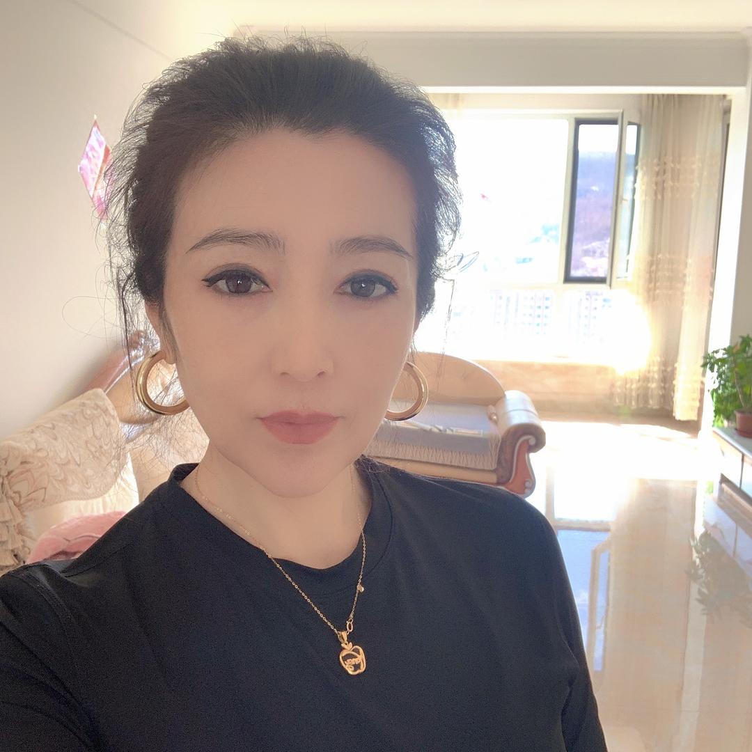 九彩猫