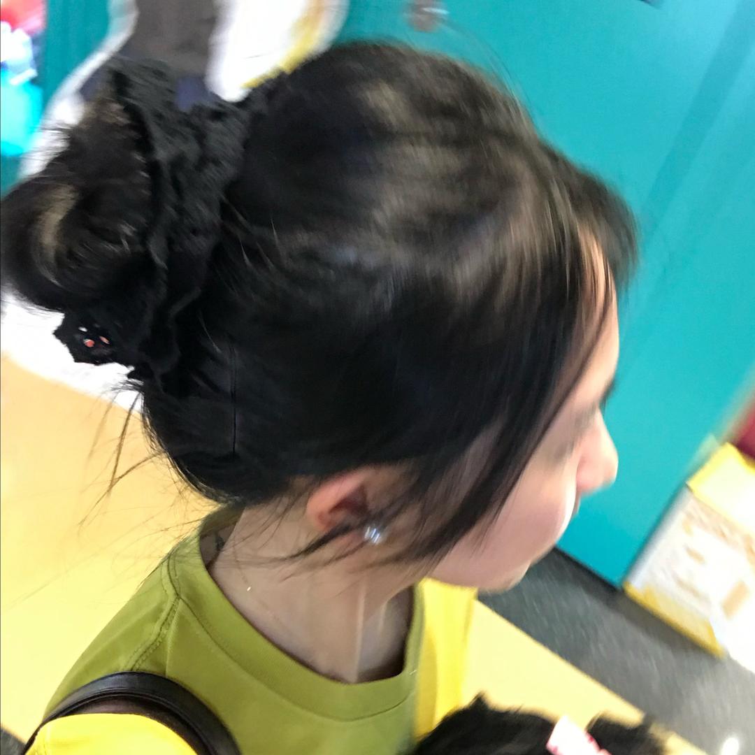 灯光下头像