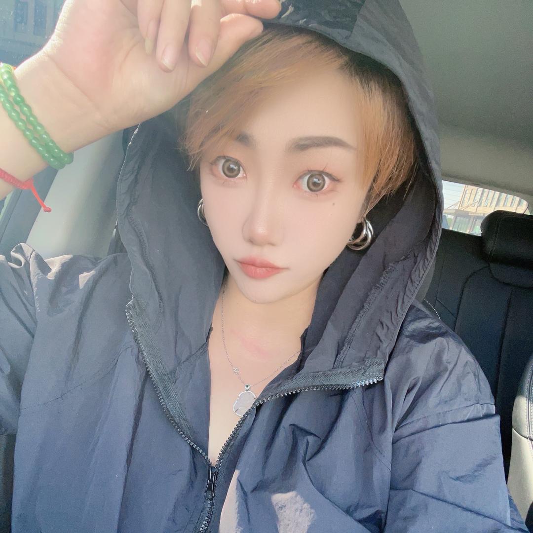 A。墨姐她妈 😌💓