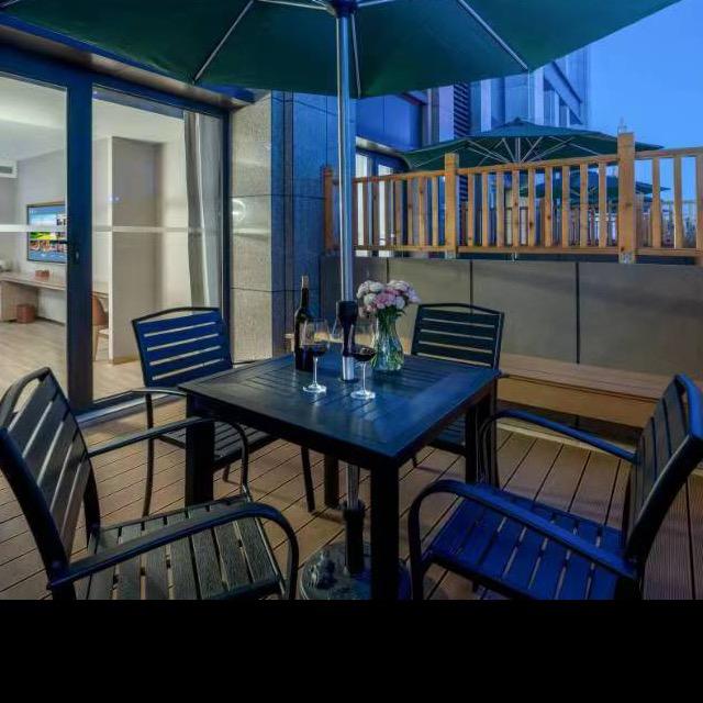 桔子济南无影山中路酒店