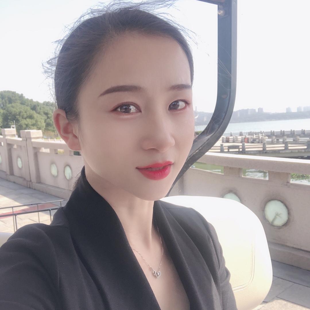 岳阳佳佳，房地产
