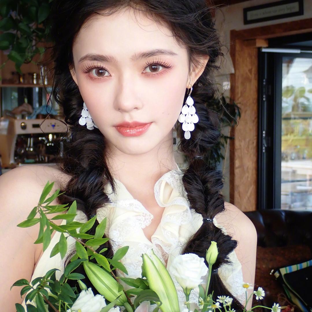 博瑞鹏保佑我成为一个赚大钱的小说家