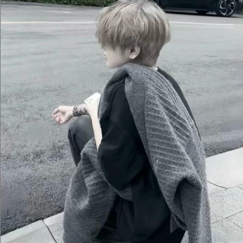 爱哭的小狗/le