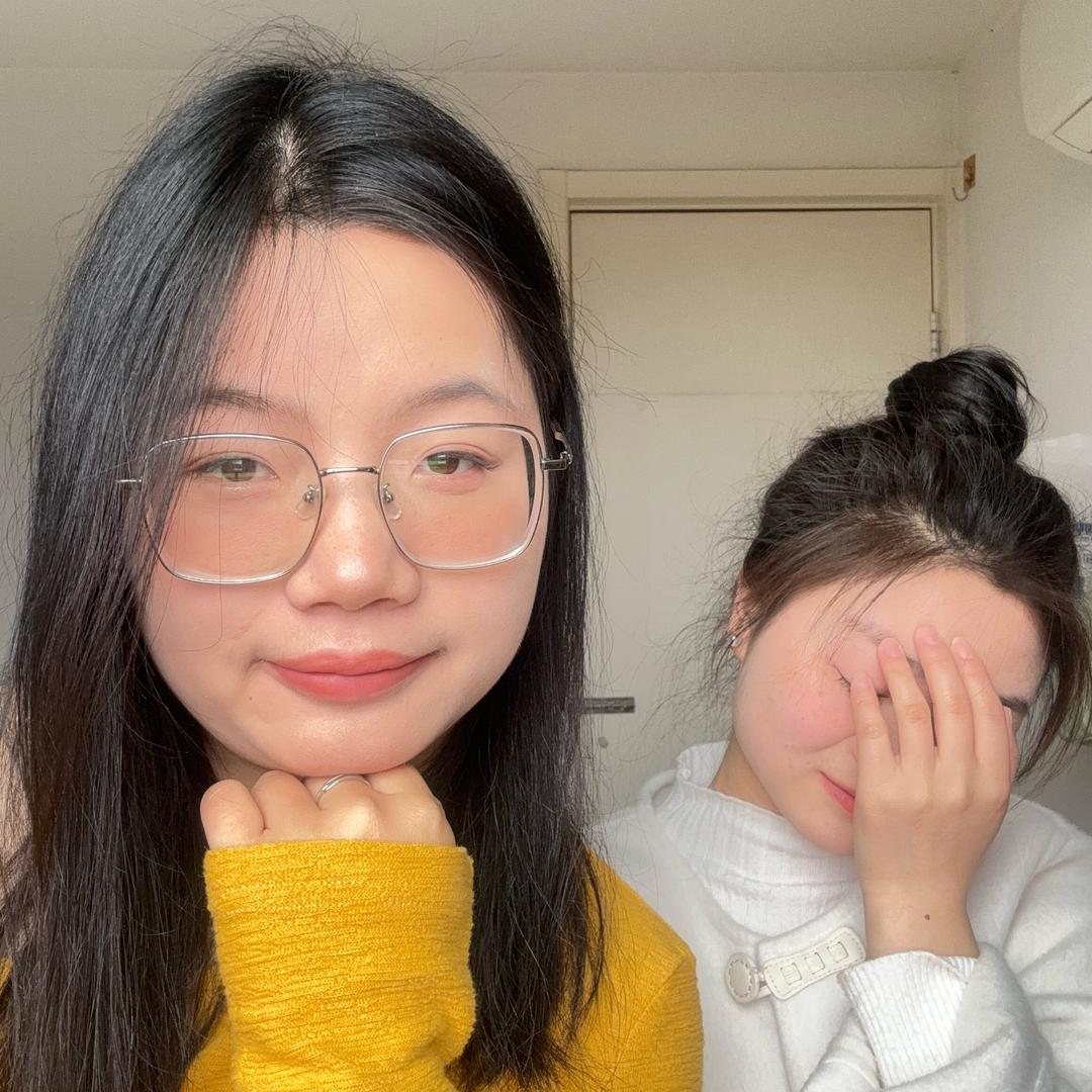 学习穿搭的大米和大凤