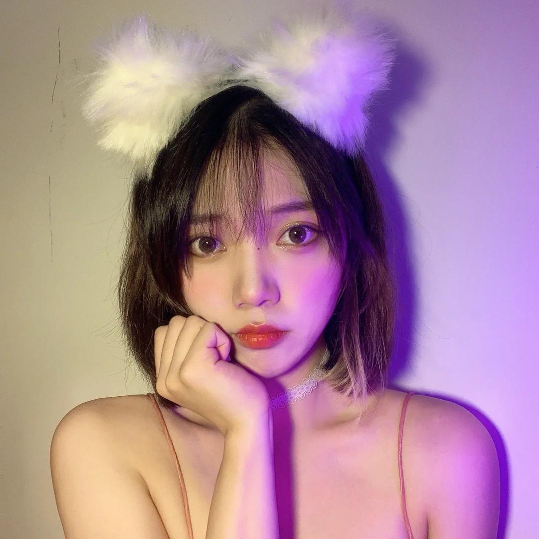 Angela ZZ