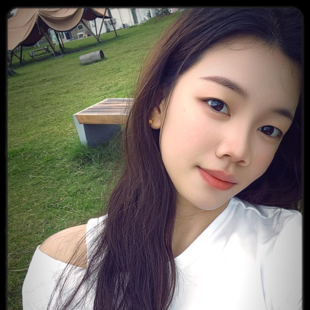 এ᭄梁小姐❤️ృ