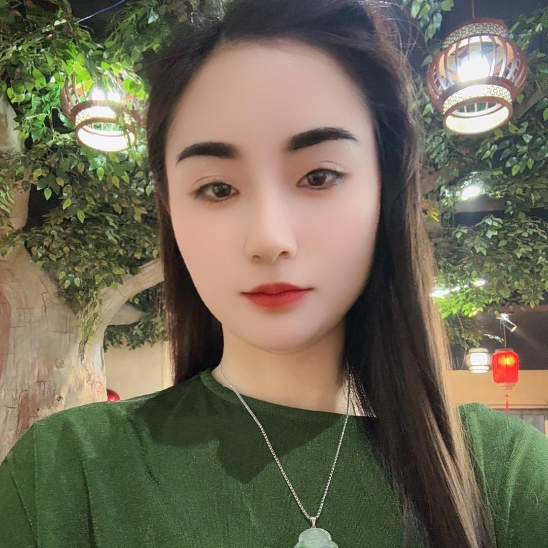 风情万种的女子